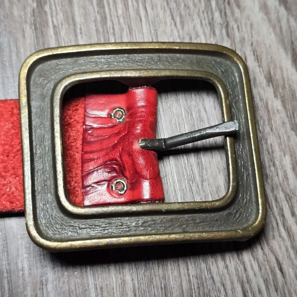 Vintage Red Leather Hand Tooled Floral Western Belt Antique Brass Buckle 516